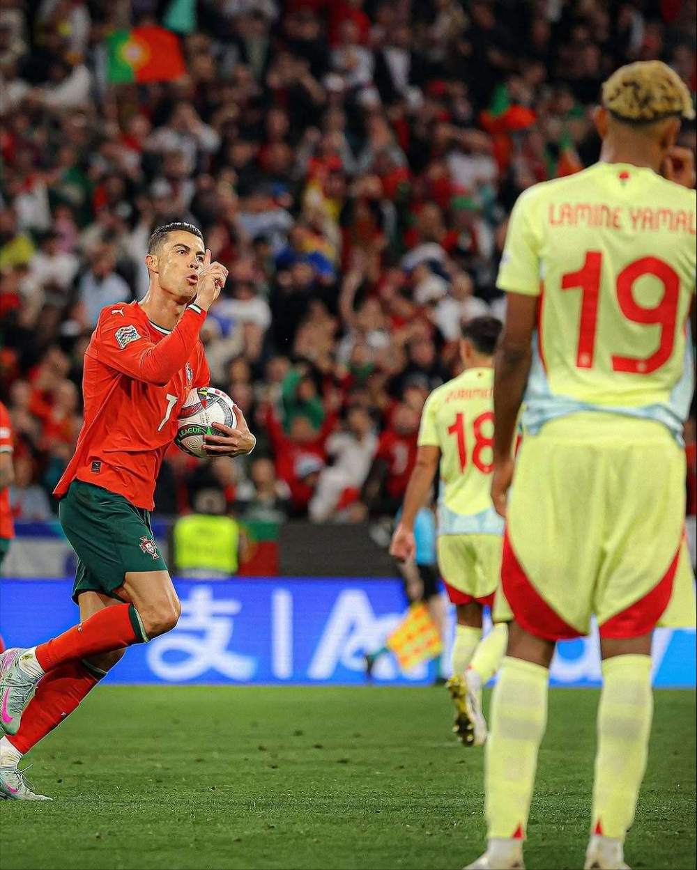 PG电子APP-包含欧国联冠军赛风云再起：球队实力对决的词条