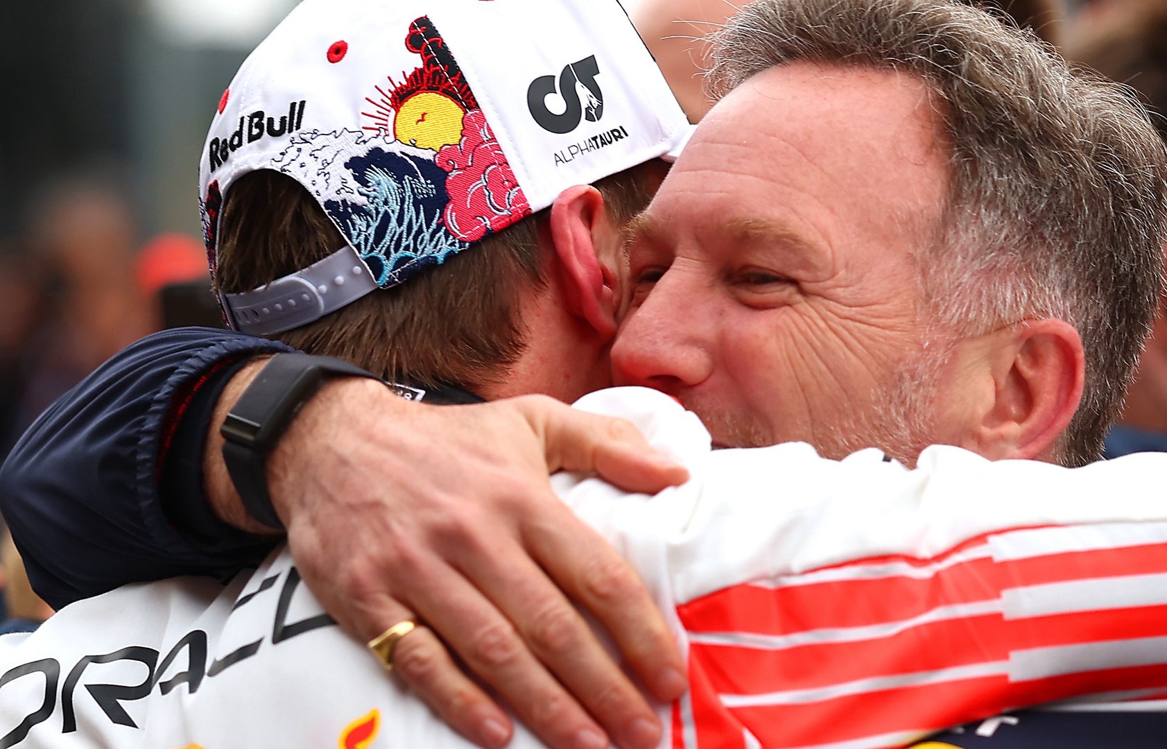 索伯车队轻取阿斯顿马丁，维斯塔潘惊艳四座的简单介绍