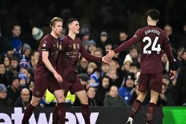 曼城狂胜!英格兰足球联赛亮点回顾!的简单介绍 曼城狂胜!英格兰足球联赛亮点回顾!的简单介绍