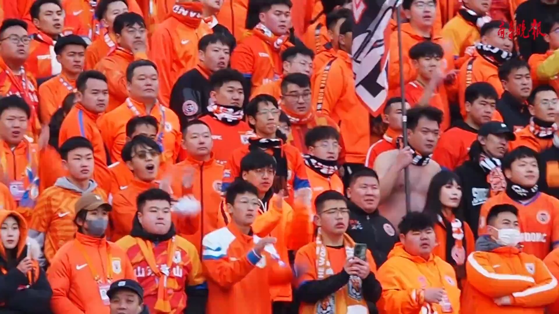 PG游戏下载-中超联赛再度激烈开火，球迷热情高涨的简单介绍