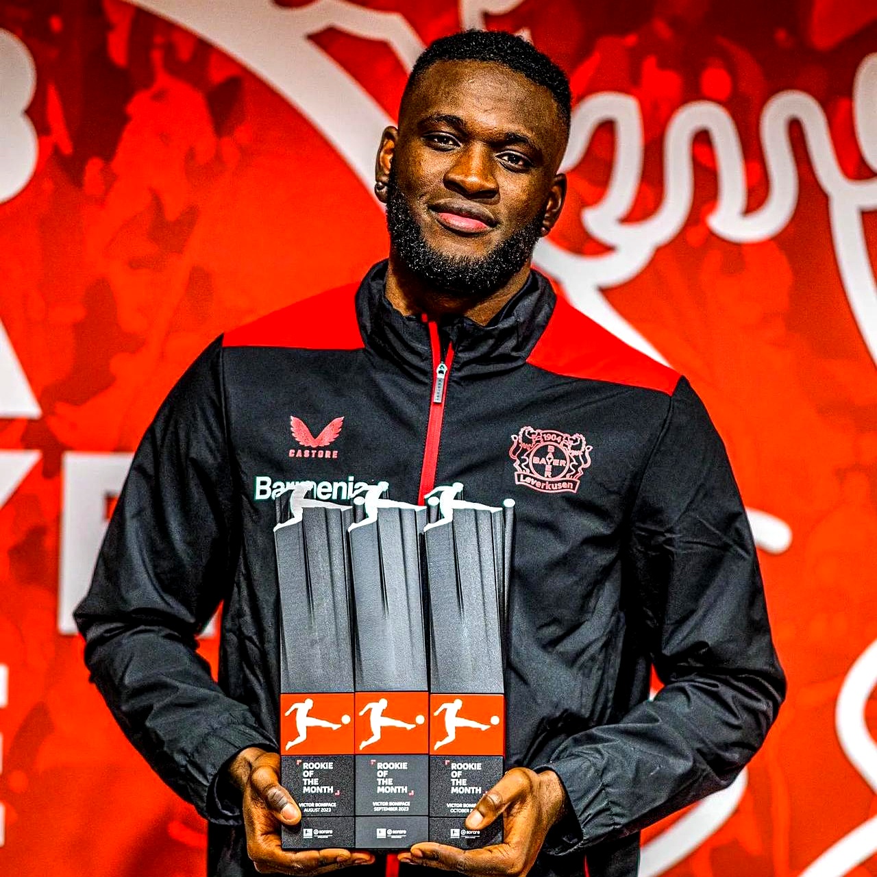 南美球队签下欧洲名将球员，提升竞技水平的简单介绍