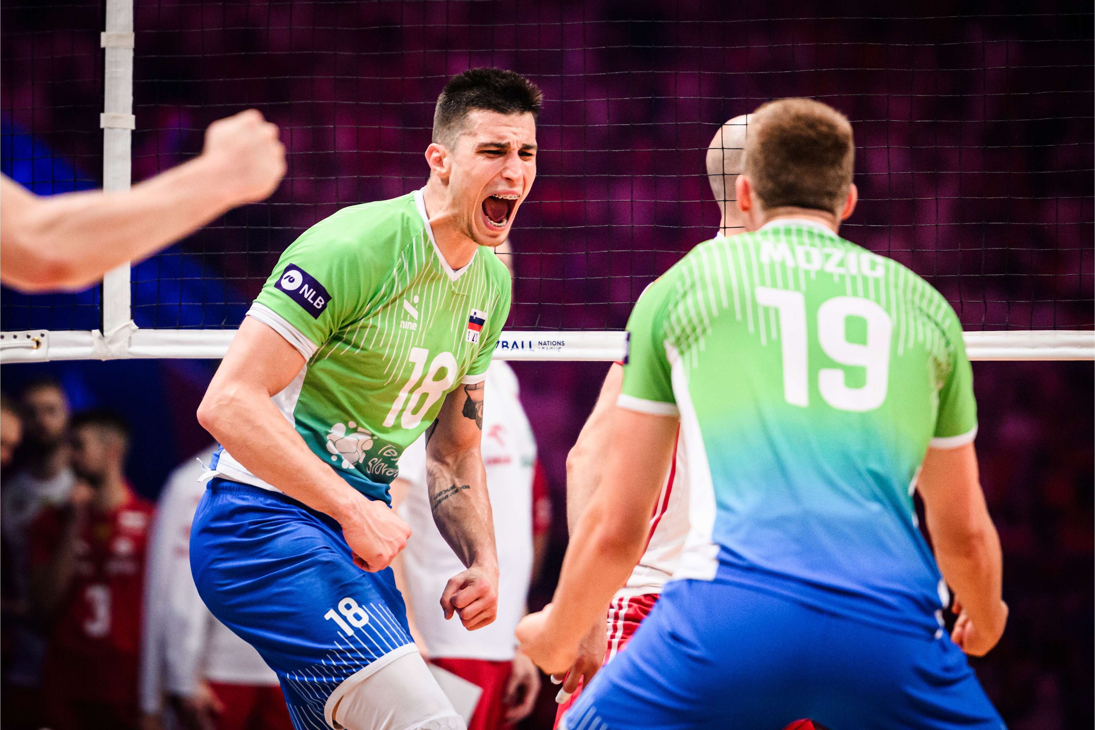 PG电子娱乐在线-包含东南亚球队崭露头角，与强队一决胜负的词条