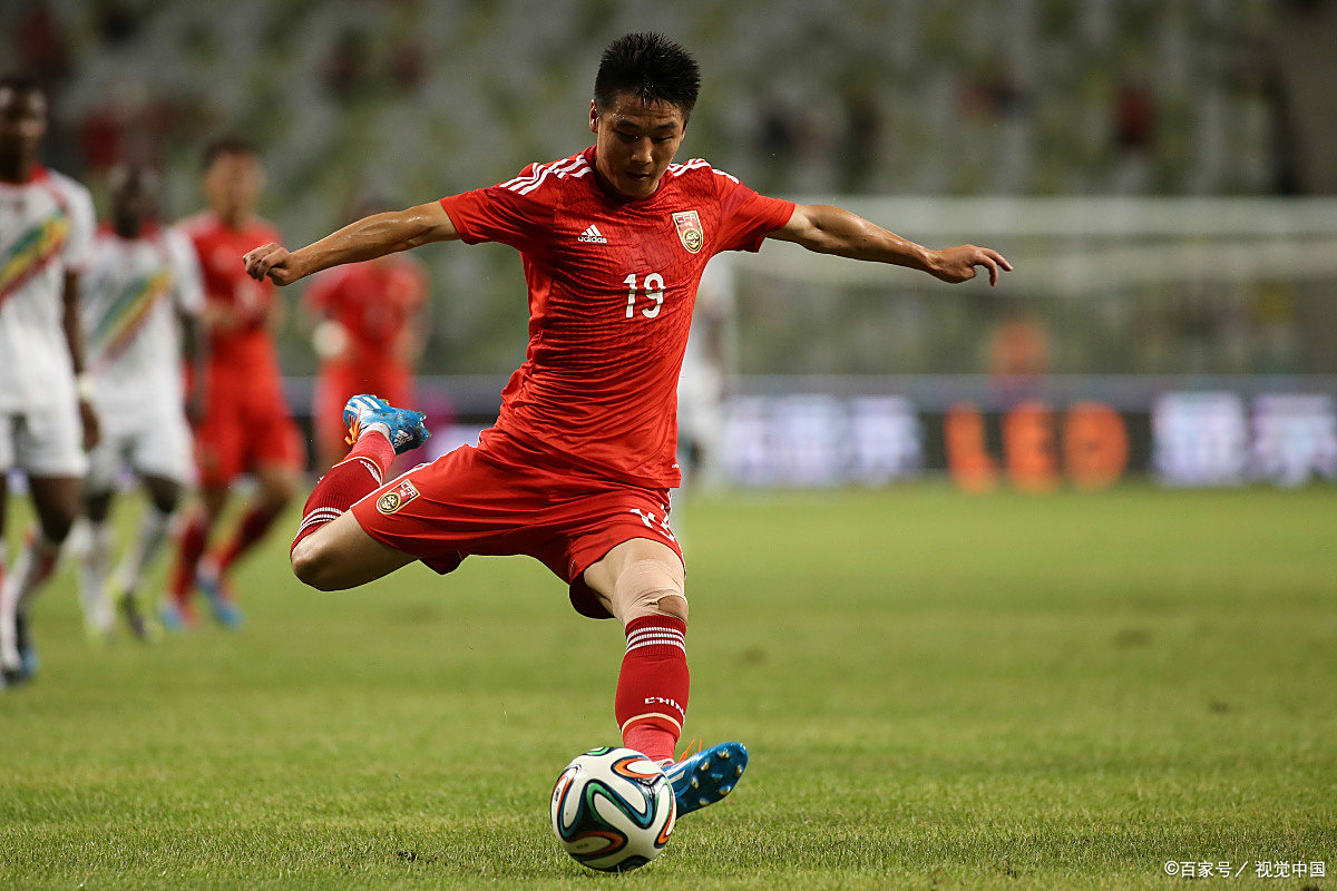 亚洲顶级俱乐部踢球风采赏析的简单介绍