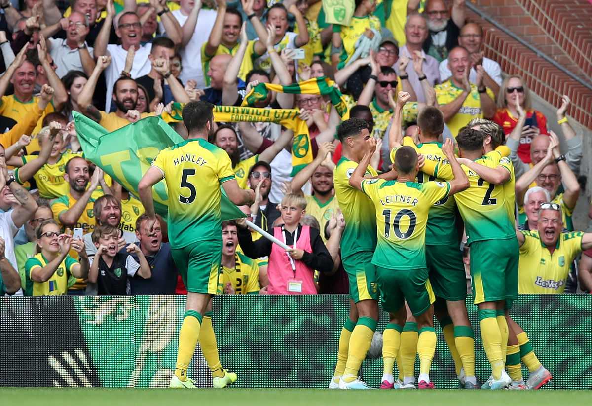 PG电子官方-球队在比赛中发挥出色，赢得球迷喝彩