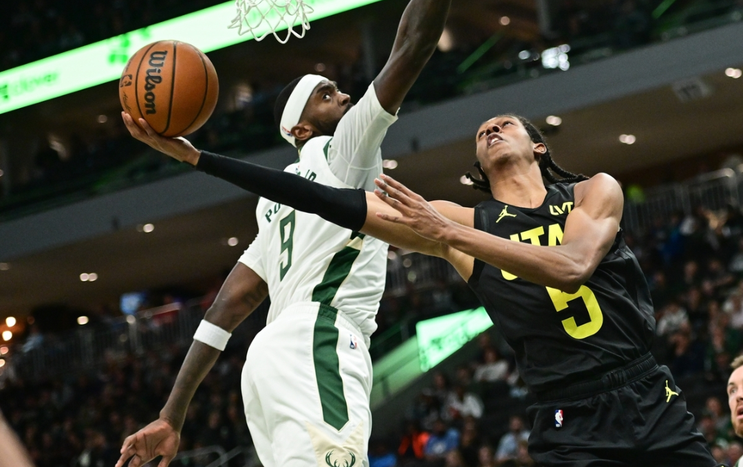 爵士队长领衔球队备战,气势如虹展示强大实力的简单介绍 爵士队长领衔球队备战,气势如虹展示强大实力的简单介绍