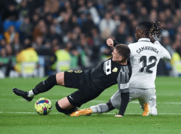 关于赫罗纳客场不敌拉科鲁尼亚，遗憾告负的信息