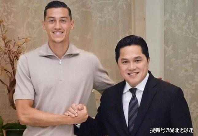 关于印尼羽毛球队碾压英格兰羽毛球队，马琳三分雨点燃全场的信息