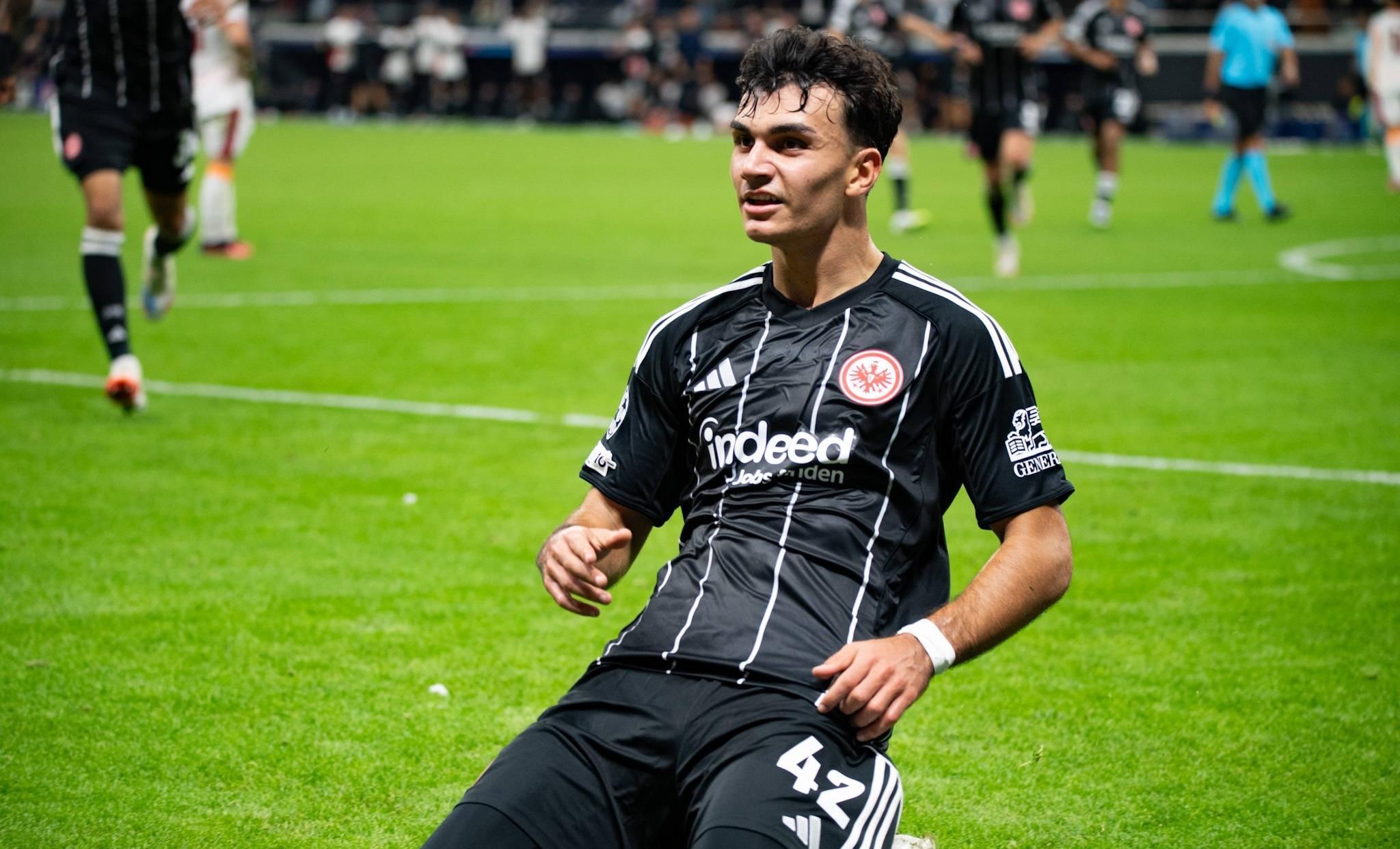 PG电子试玩官网-关于法兰克福主场擒下关键三分，稳固德甲前列的信息