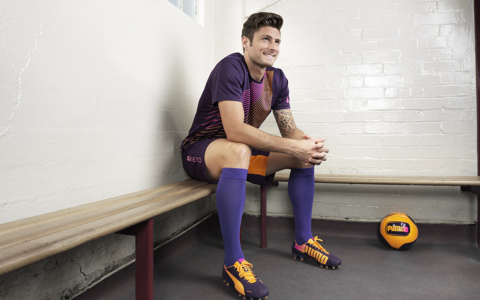 PG电子游戏-冷门与统治，马来西亚险胜法国，安赛龙独步天下